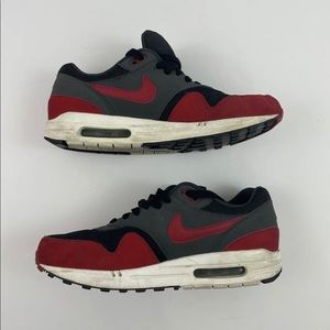 Nike Air Max 1 Essential Gym Red Anthracite Sneakers